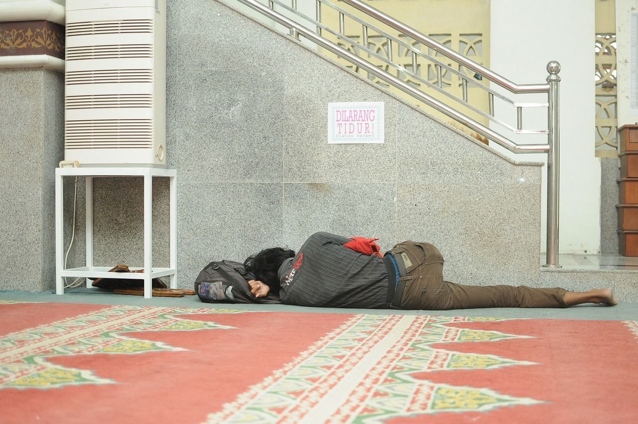 sleep, beggars, floor-2732524.jpg